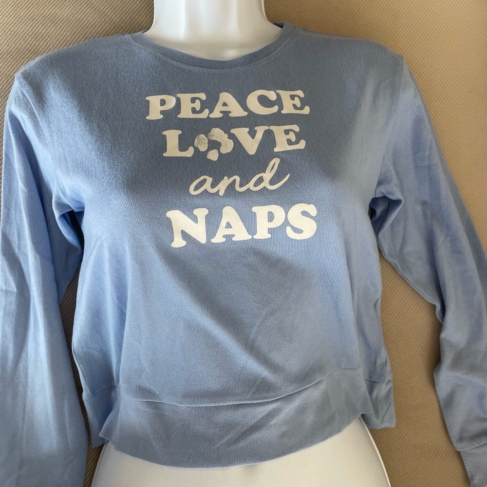 Dream Life - light blue sweatshirt